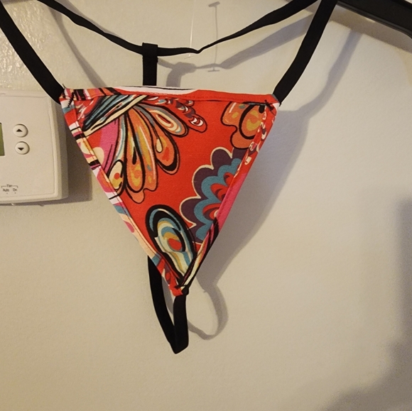 Plus size Corset and thong - Picture 5 of 7